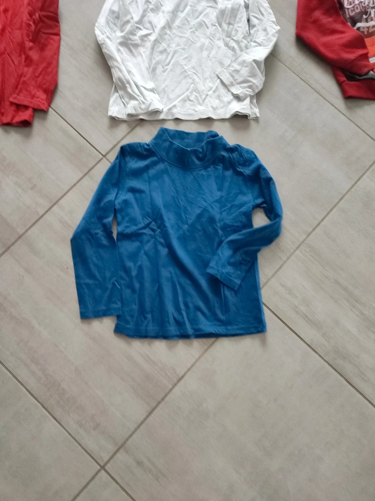 Lote de suéteres de 6 años – photo 2